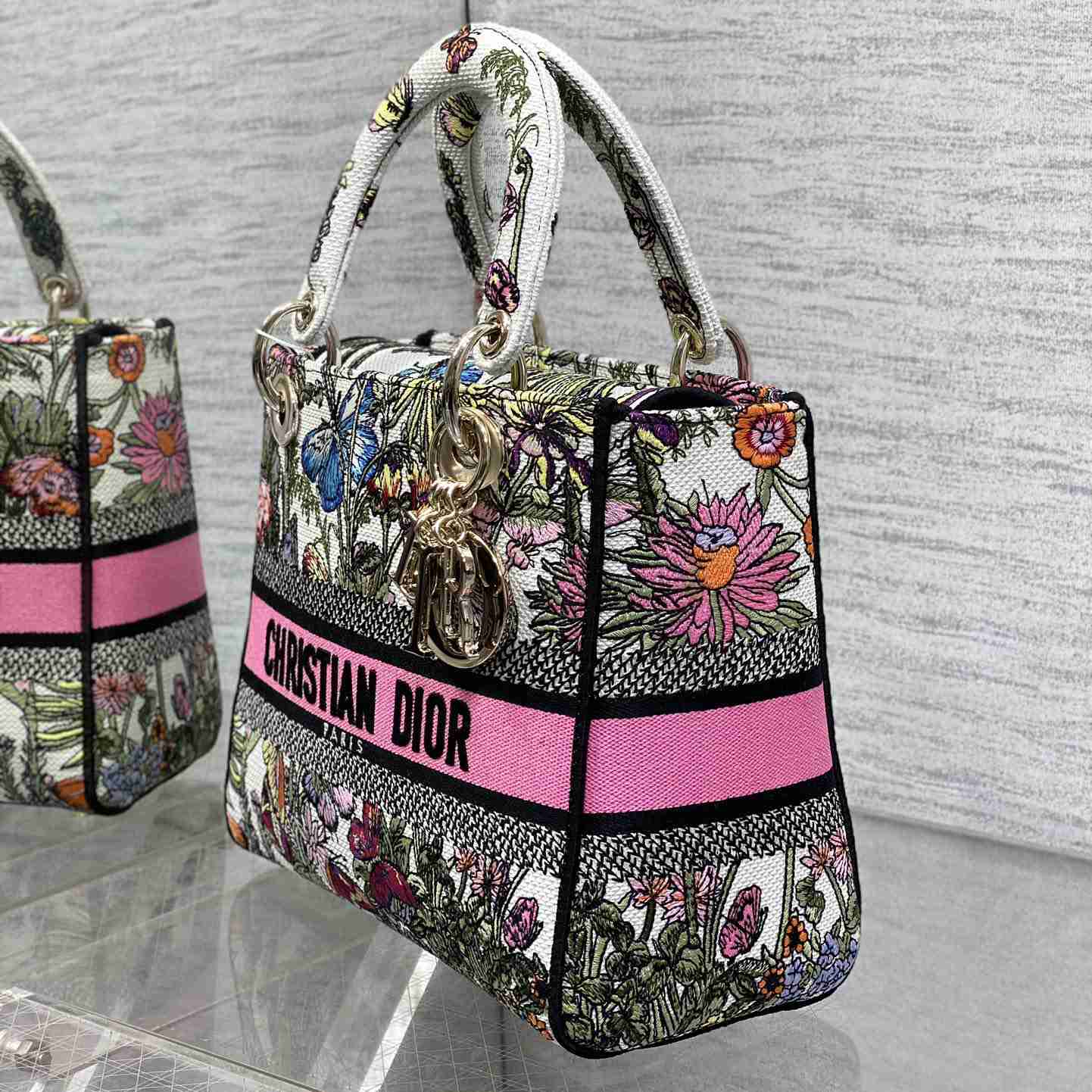 Dior Medium Lady D-Lite Bag - DopestKickz