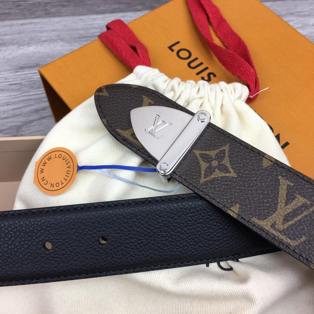 Louis Vuitton LV Trunk 35mm Reversible Belt - DopestKickz