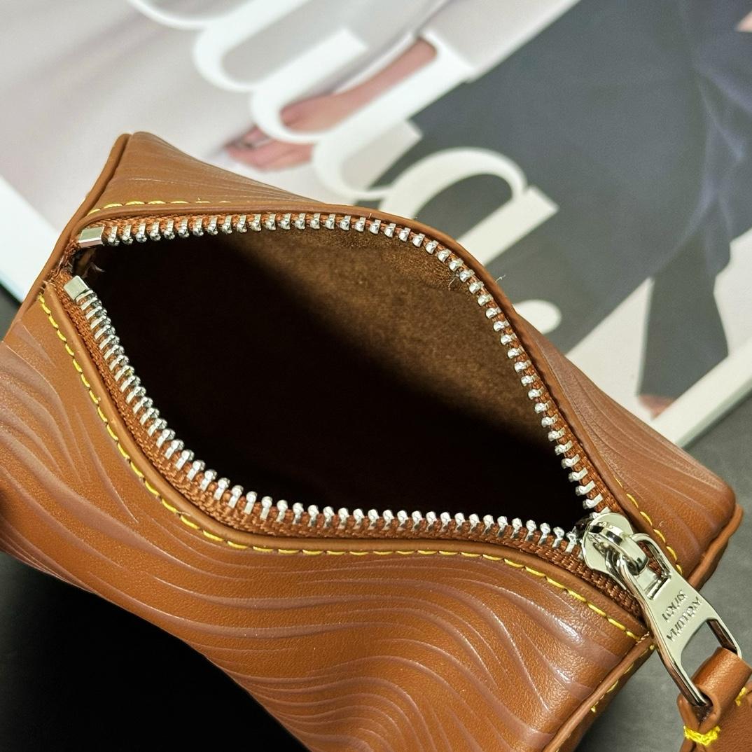 Louis Vuitton Soft Polochon Pouch Key Holder And Bag Charm      M01401 - DopestKickz