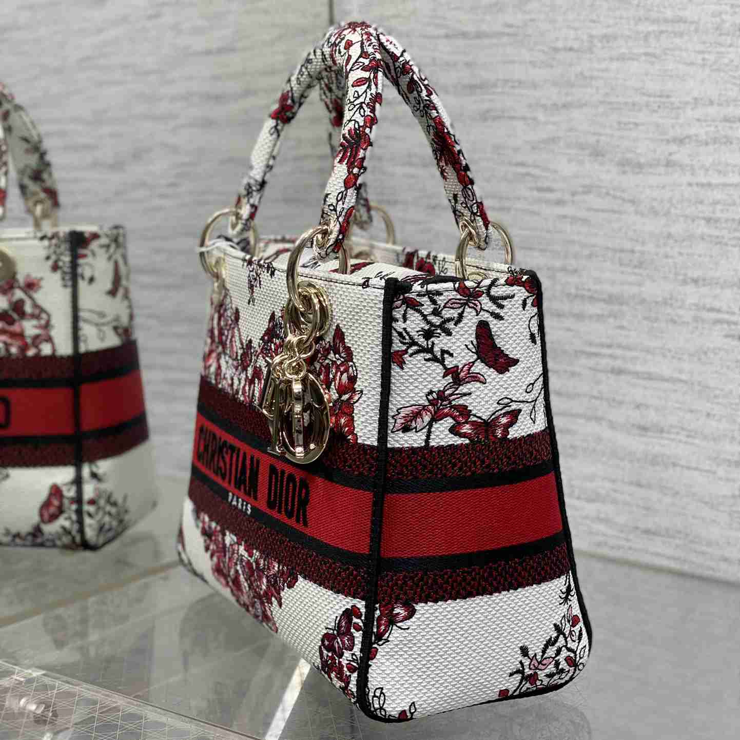 Dior Medium Lady D-Lite Bag - DopestKickz