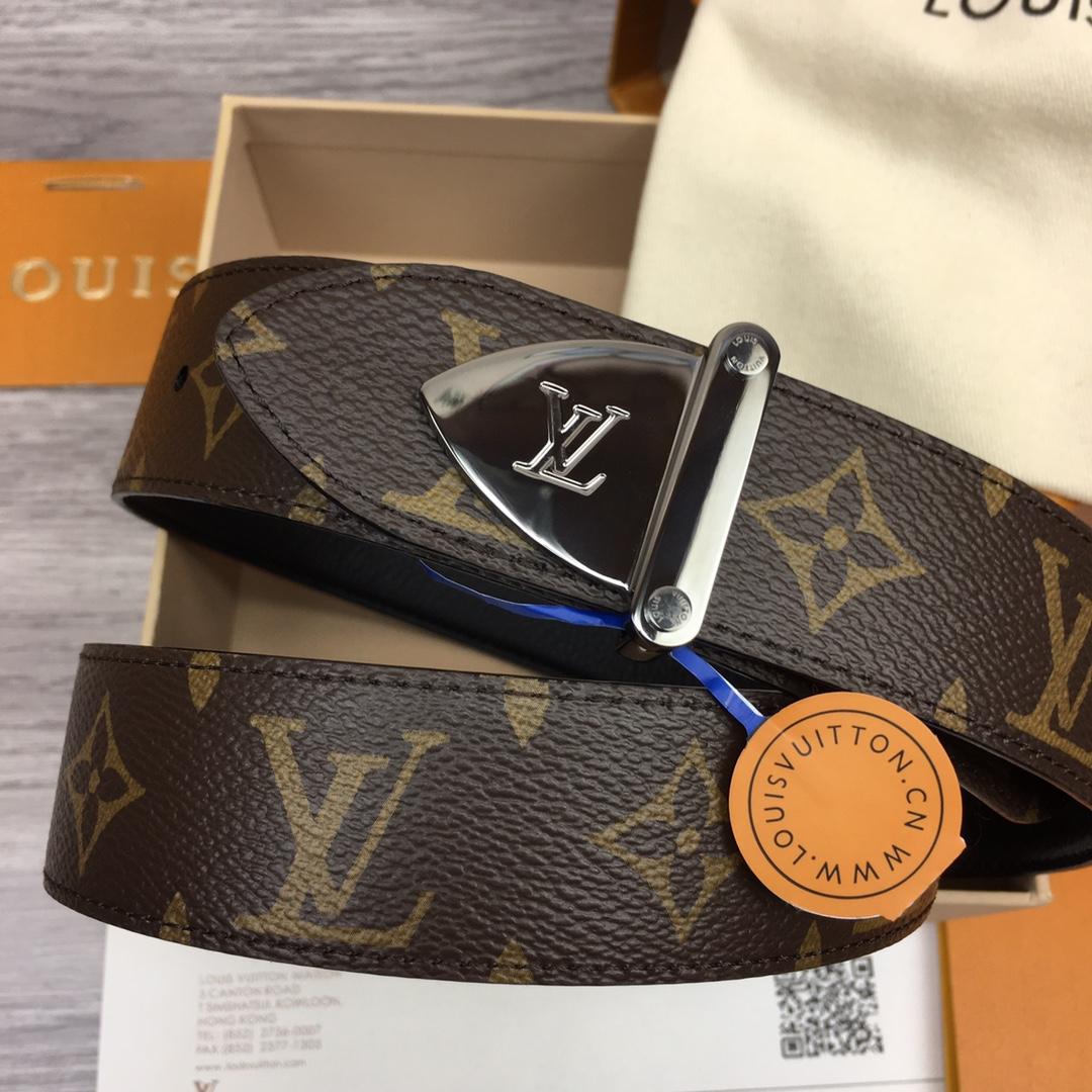 Louis Vuitton LV Trunk 35mm Reversible Belt - DopestKickz