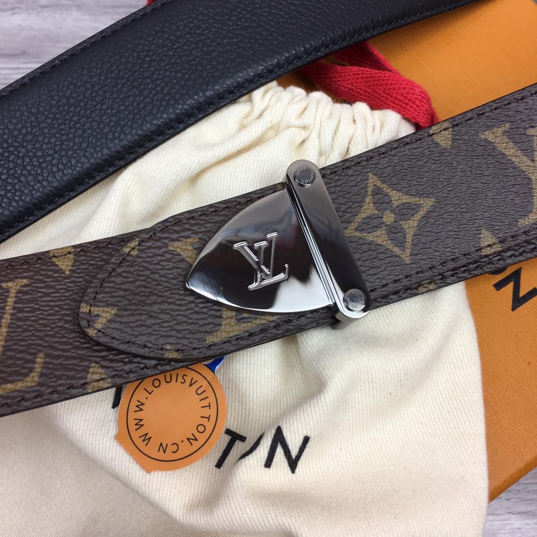 Louis Vuitton LV Trunk 35mm Reversible Belt - DopestKickz