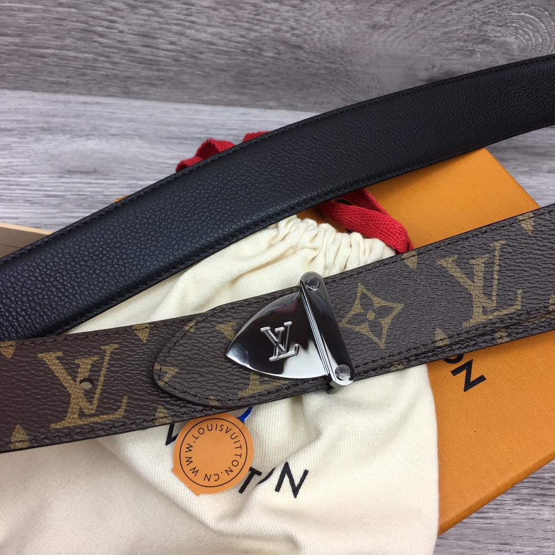 Louis Vuitton LV Trunk 35mm Reversible Belt - DopestKickz