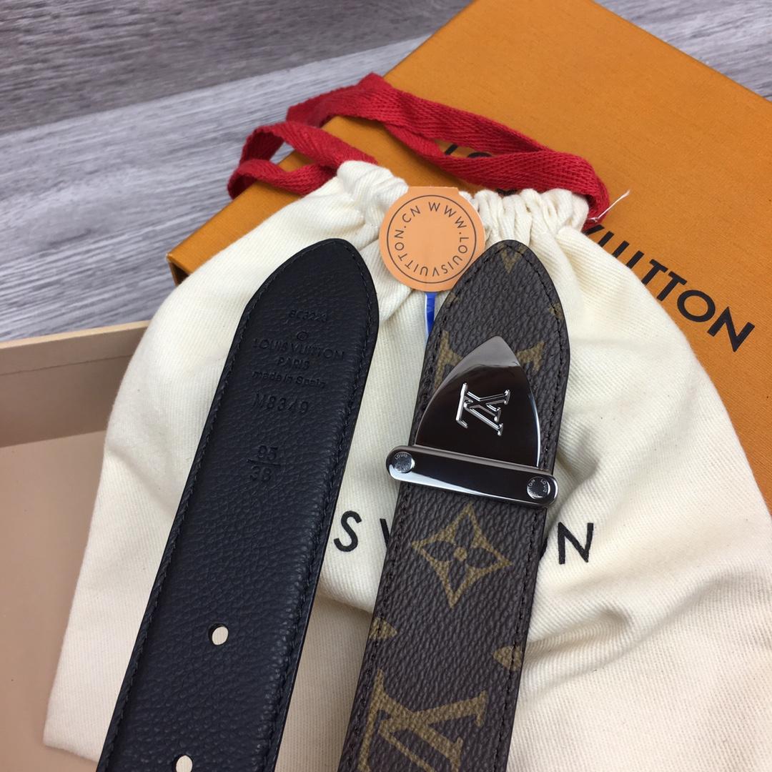 Louis Vuitton LV Trunk 35mm Reversible Belt - DopestKickz
