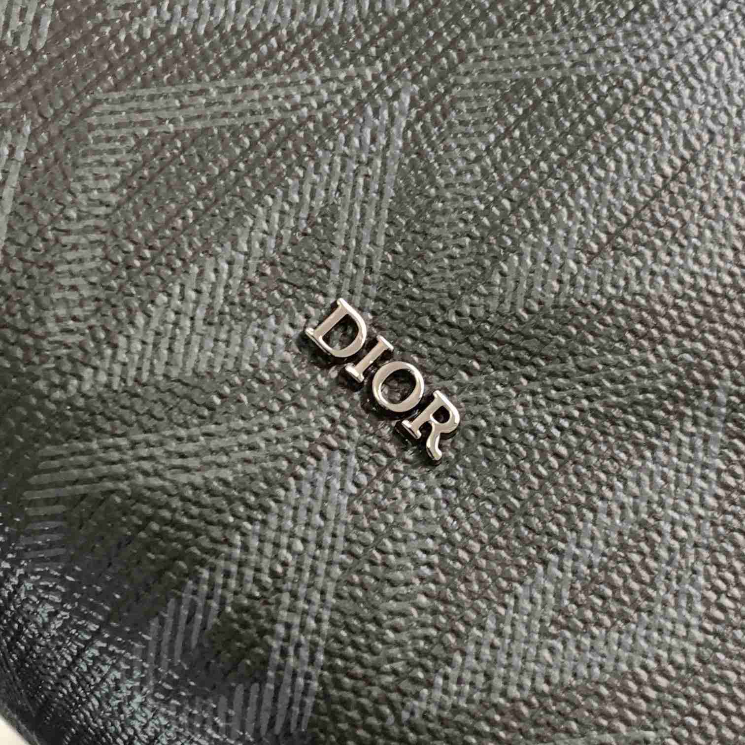 Dior Toiletry Bag - DopestKickz