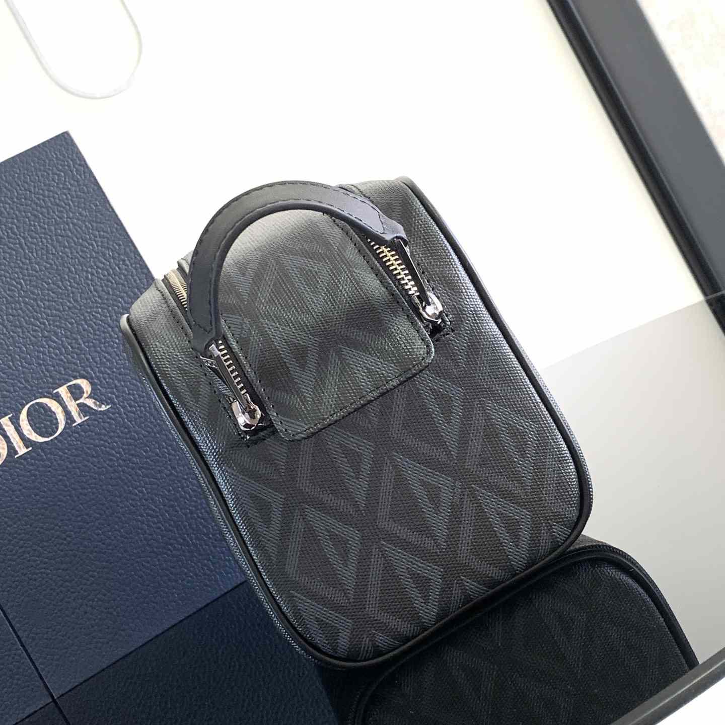 Dior Toiletry Bag - DopestKickz