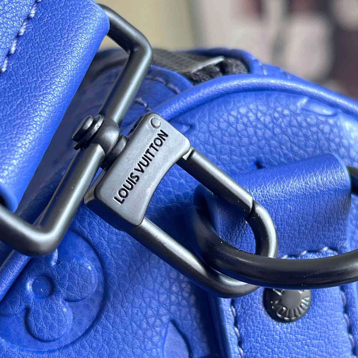 Louis Vuitton Keepall Bandoulière 50   M23141 - DopestKickz