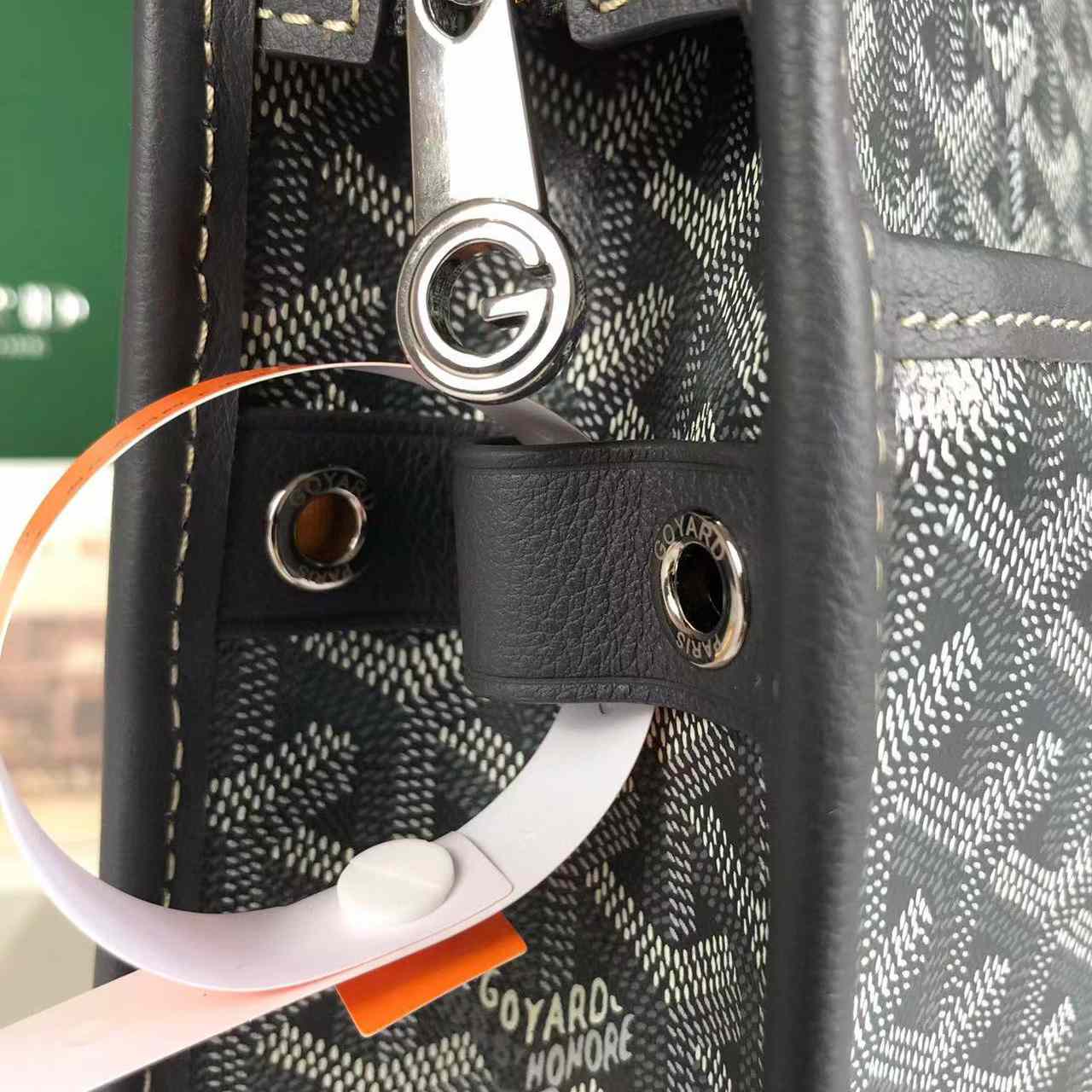 Goyard Jouvence GM Toiletry Bag - DopestKickz