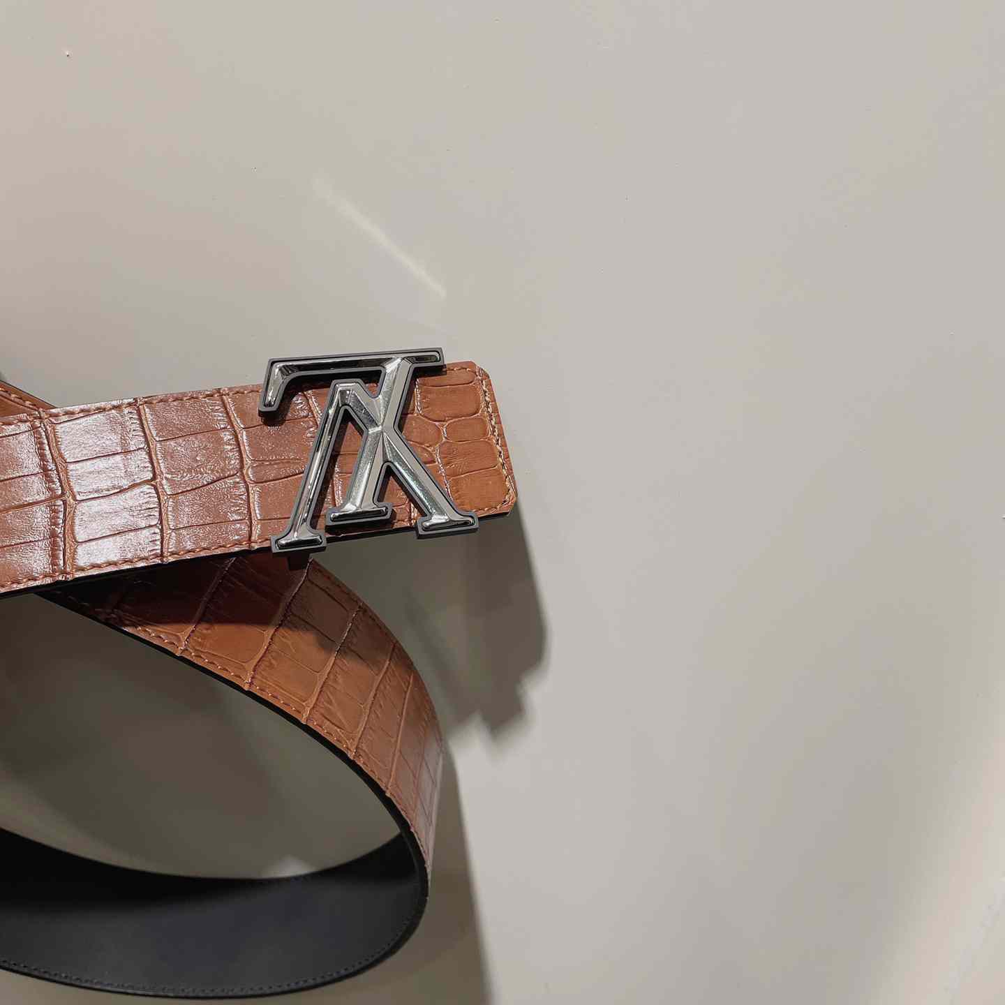 Louis Vuitton LV Pyramide 40mm Belt   - DopestKickz