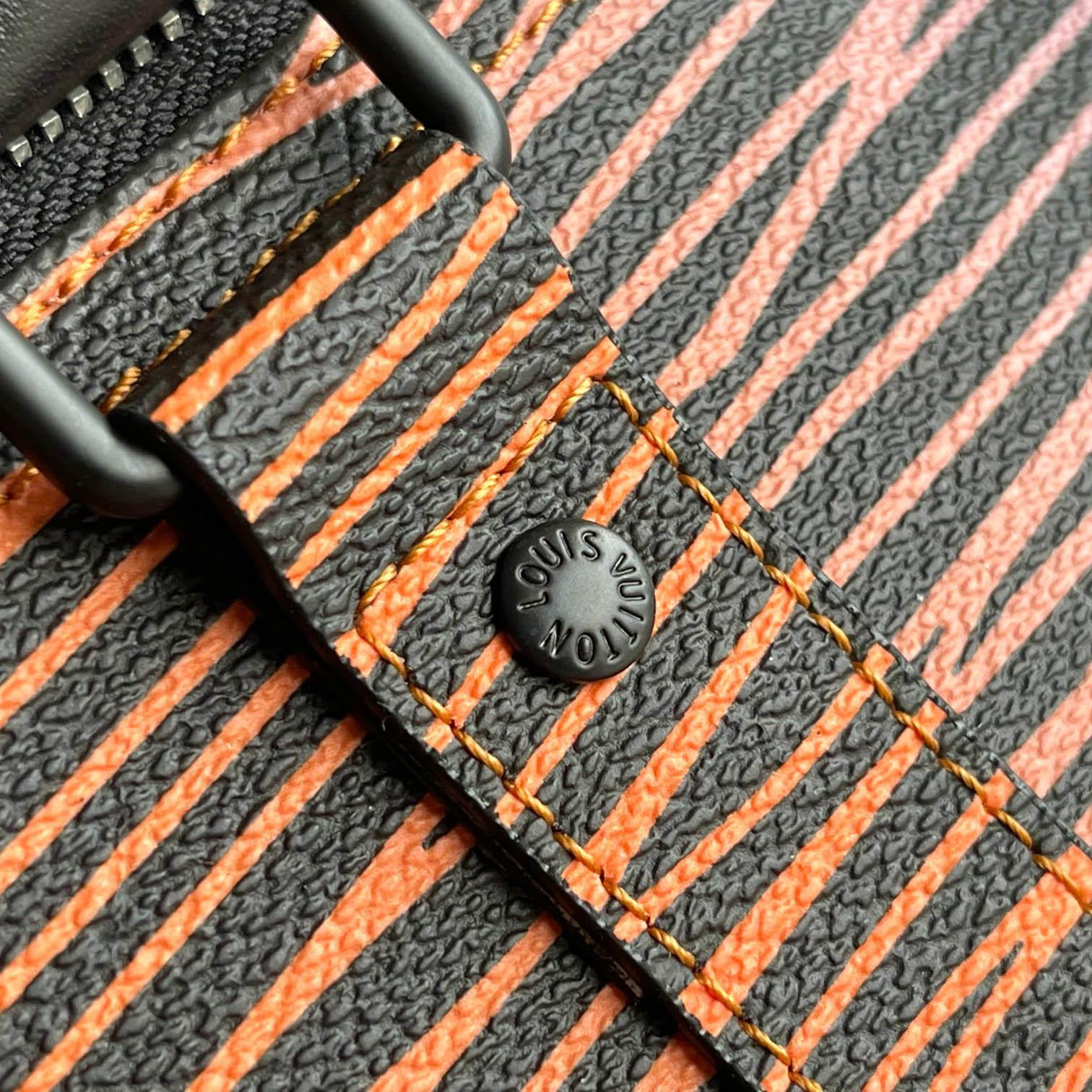 Louis Vuitton Keepall Bandoulière 50   M23174 - DopestKickz