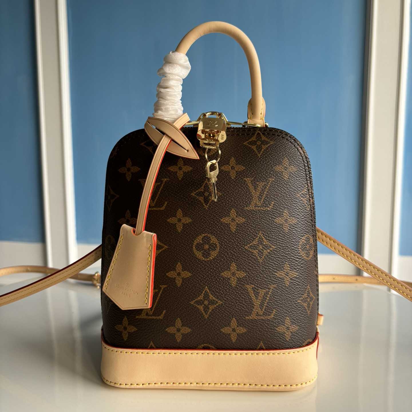 Louis Vuitton Alma Backpack    M47132 - DopestKickz