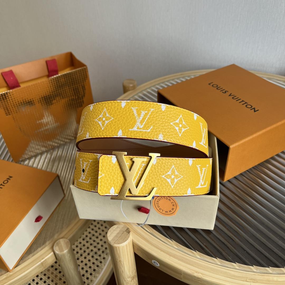 Louis Vuitton LV Initiales 40mm Reversible Belt      M8458V - DopestKickz