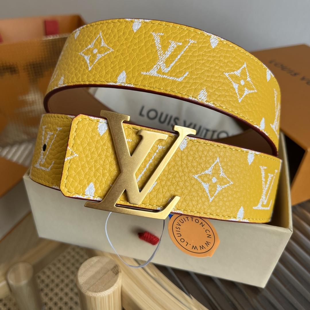 Louis Vuitton LV Initiales 40mm Reversible Belt      M8458V - DopestKickz