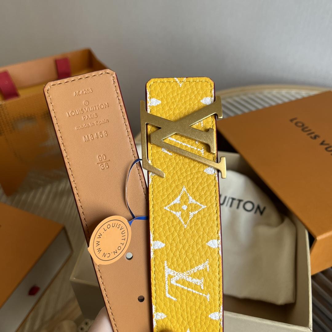 Louis Vuitton LV Initiales 40mm Reversible Belt      M8458V - DopestKickz