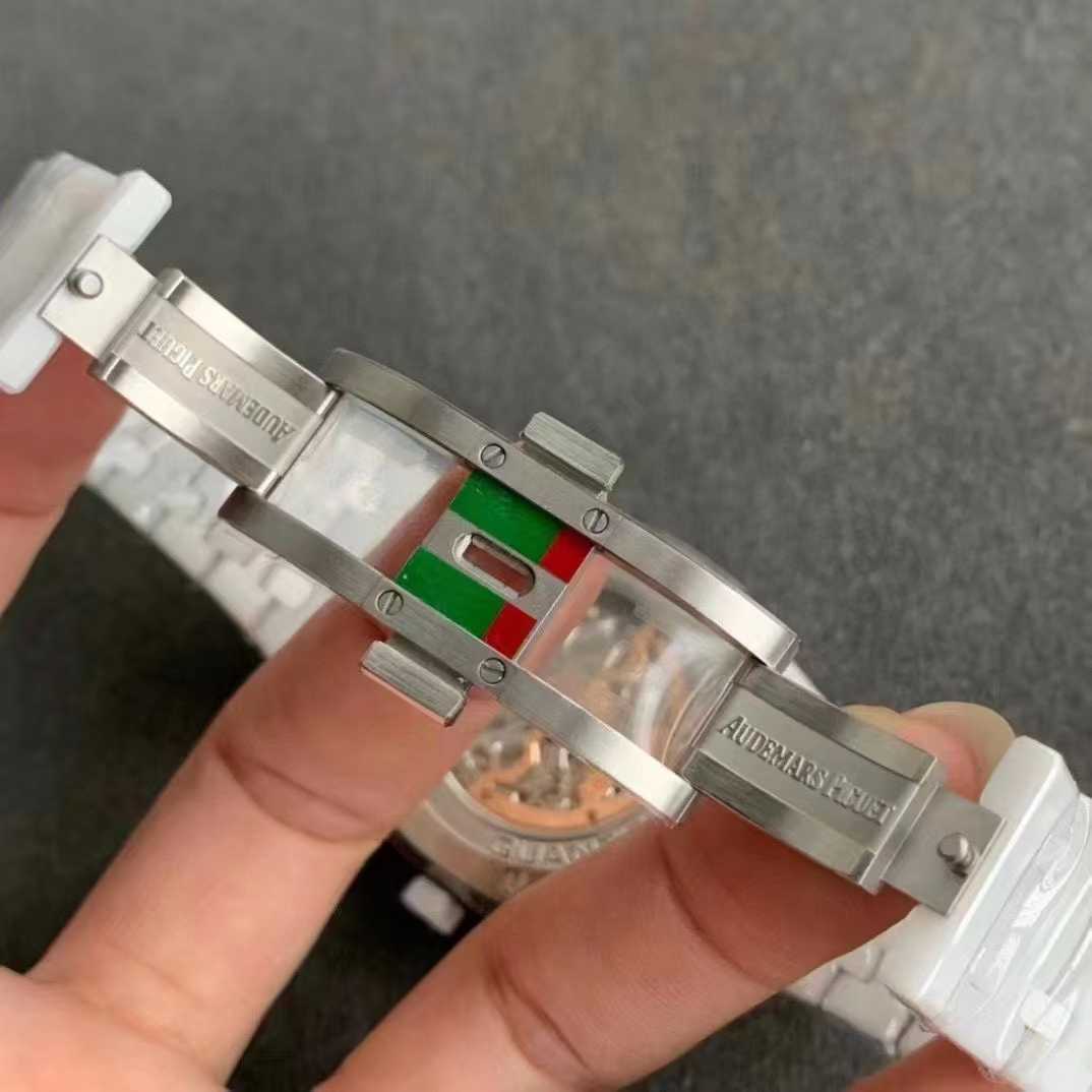 Audemars Piguet Watch    - DopestKickz