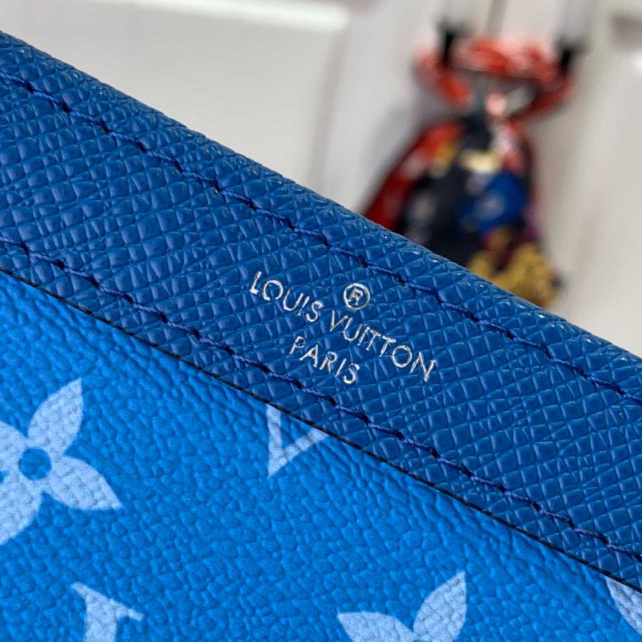 Louis Vuitton Gaston Wearable Wallet   M83099 - DopestKickz