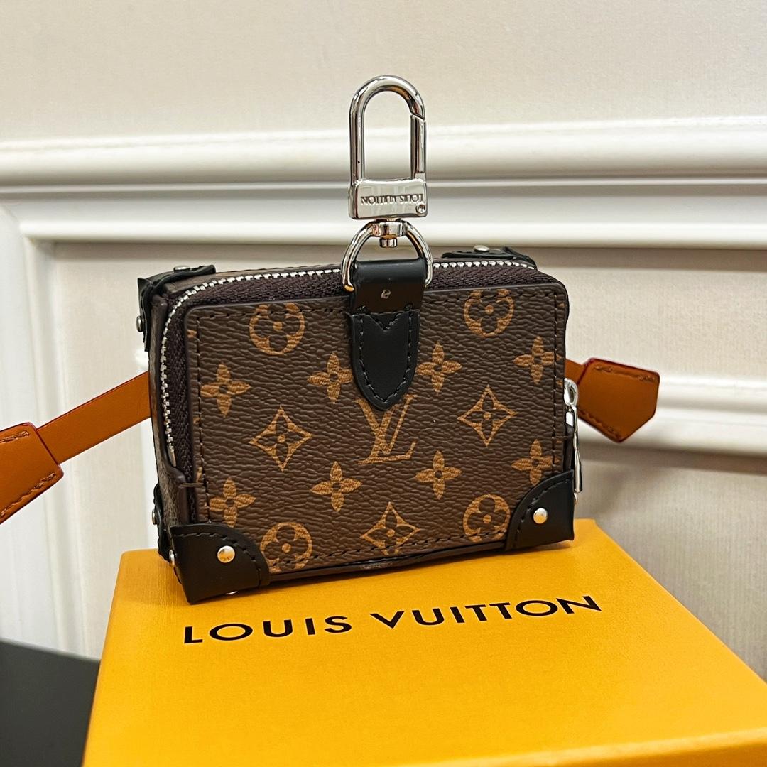 Louis Vuitton Mister Trunk Key Holder and Bag Charm   M01201 - DopestKickz