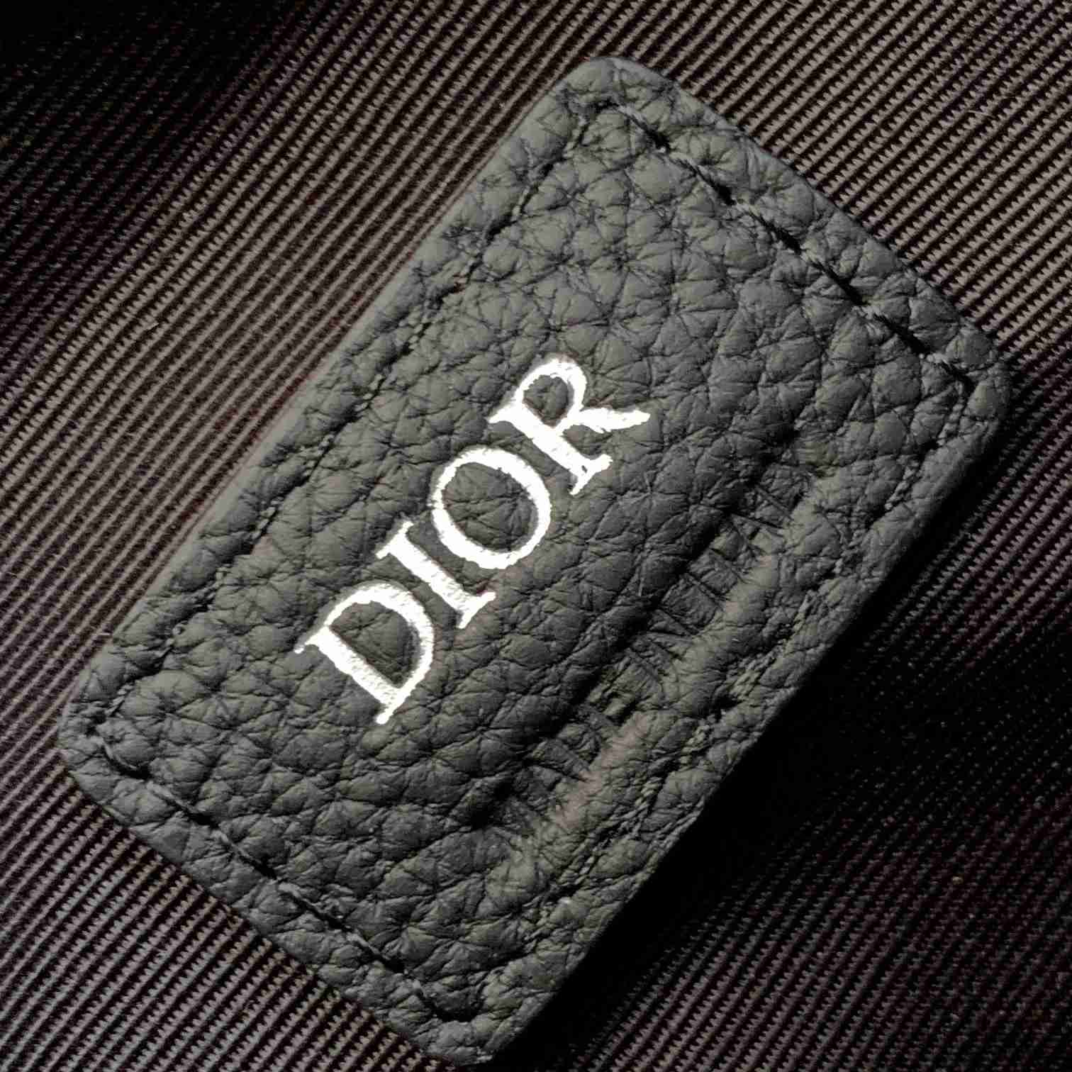 Dior 8 Bag With Strap - DopestKickz