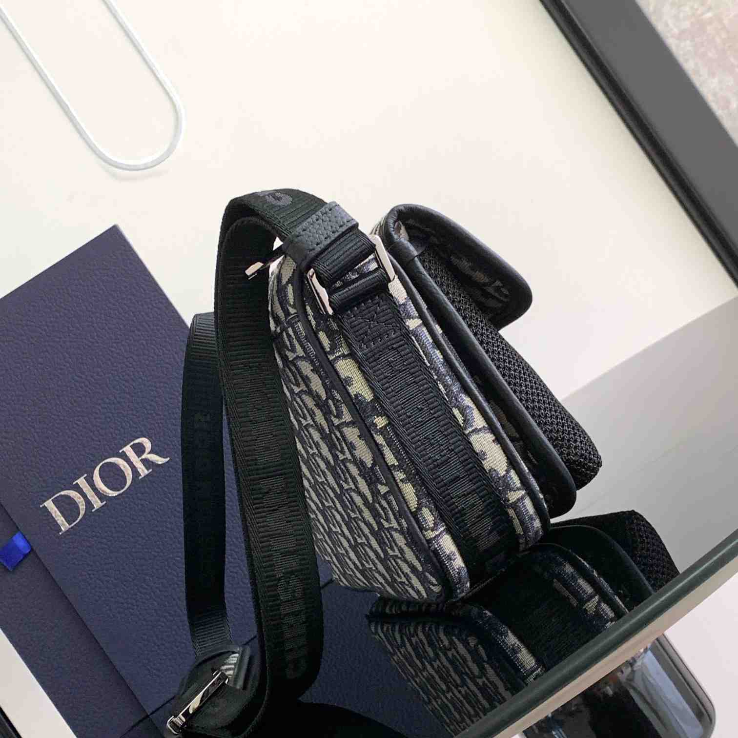 Dior 8 Bag With Strap - DopestKickz