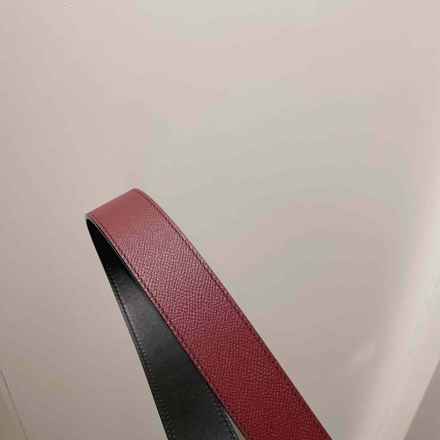 Louis Vuitton LV City Pin 35mm Belt   M0586T - DopestKickz
