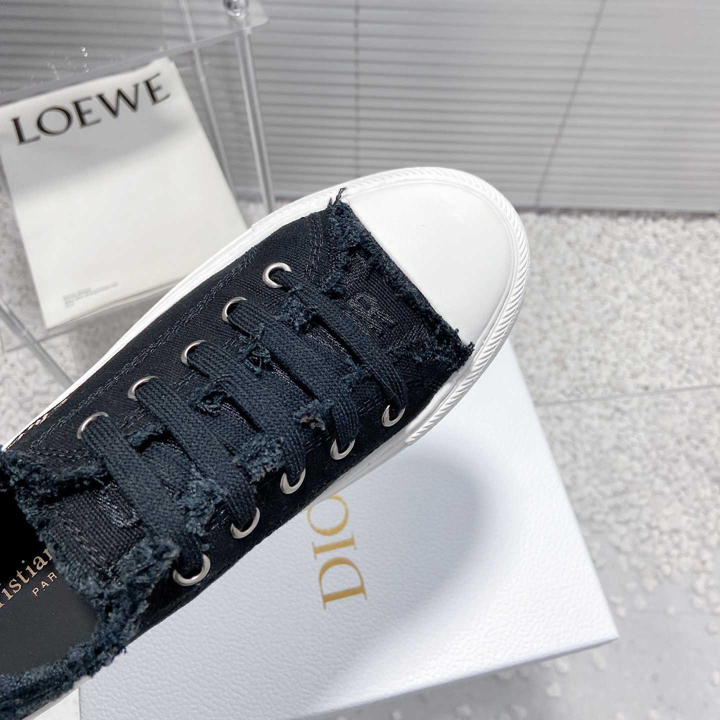 Dior Walk'n'Dior Platform Sneaker - DopestKickz