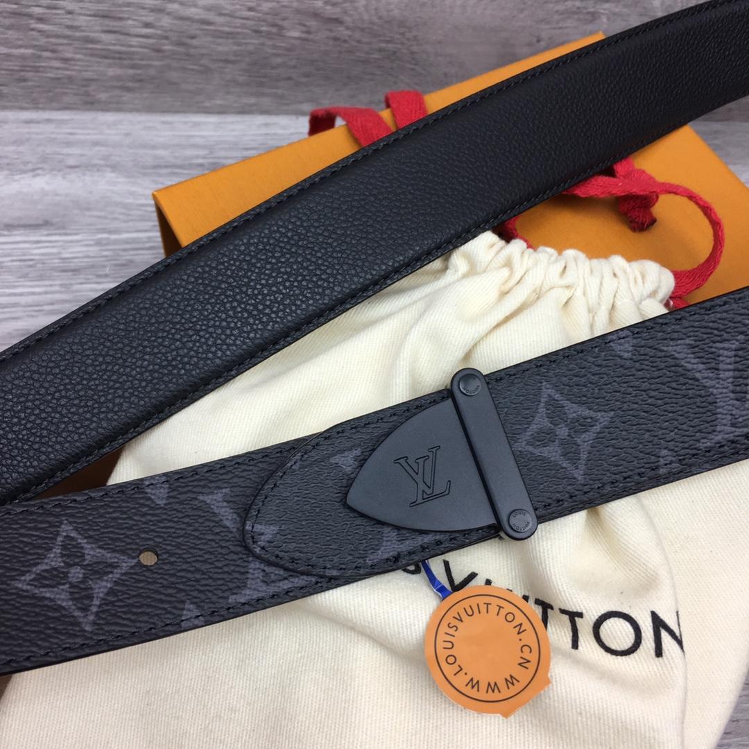 Louis Vuitton LV Trunk 35mm Reversible Belt - DopestKickz