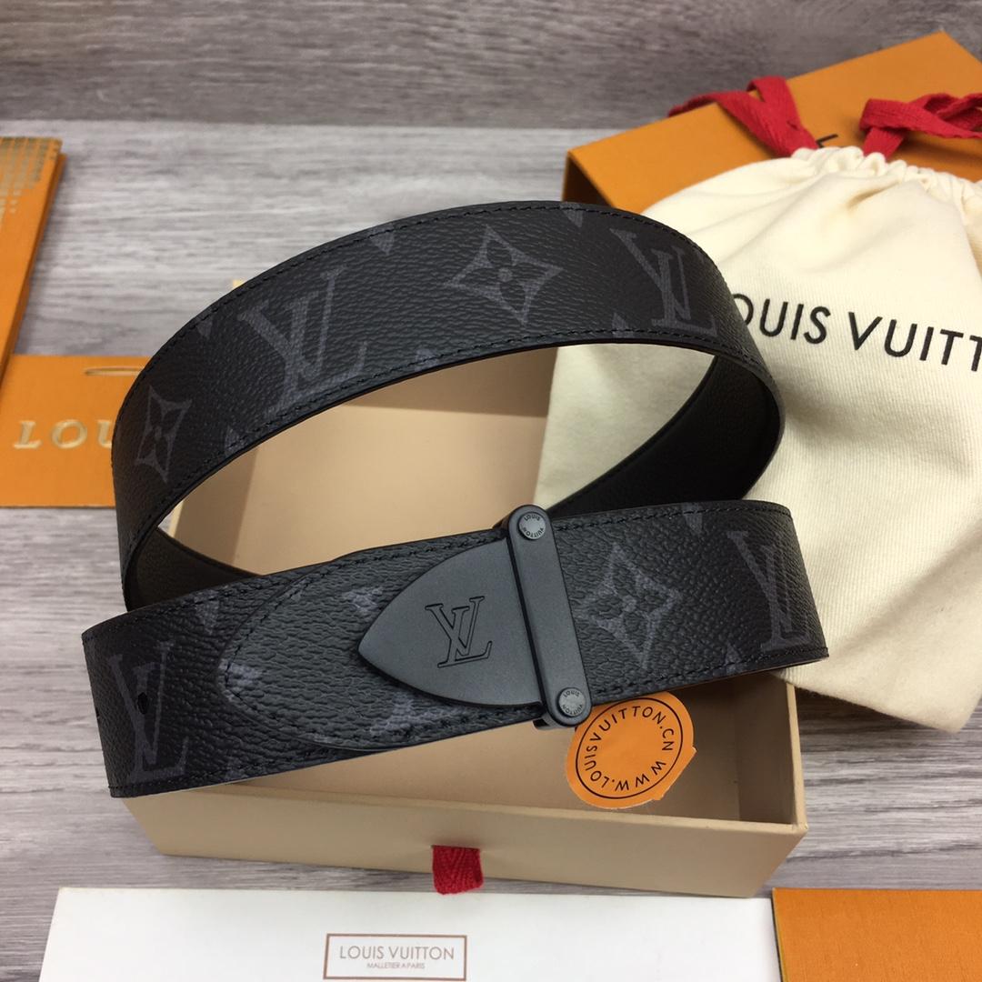Louis Vuitton LV Trunk 35mm Reversible Belt - DopestKickz