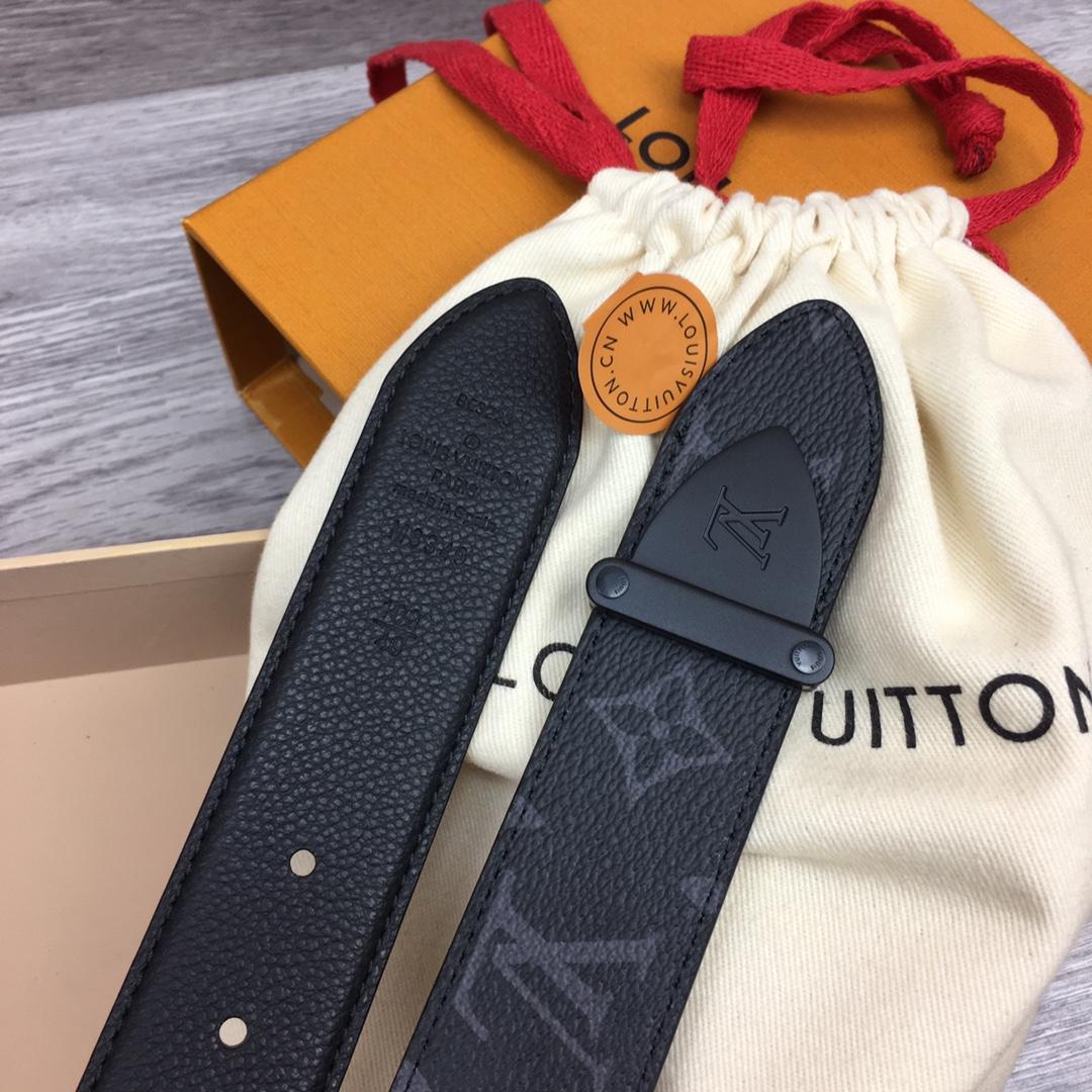 Louis Vuitton LV Trunk 35mm Reversible Belt - DopestKickz