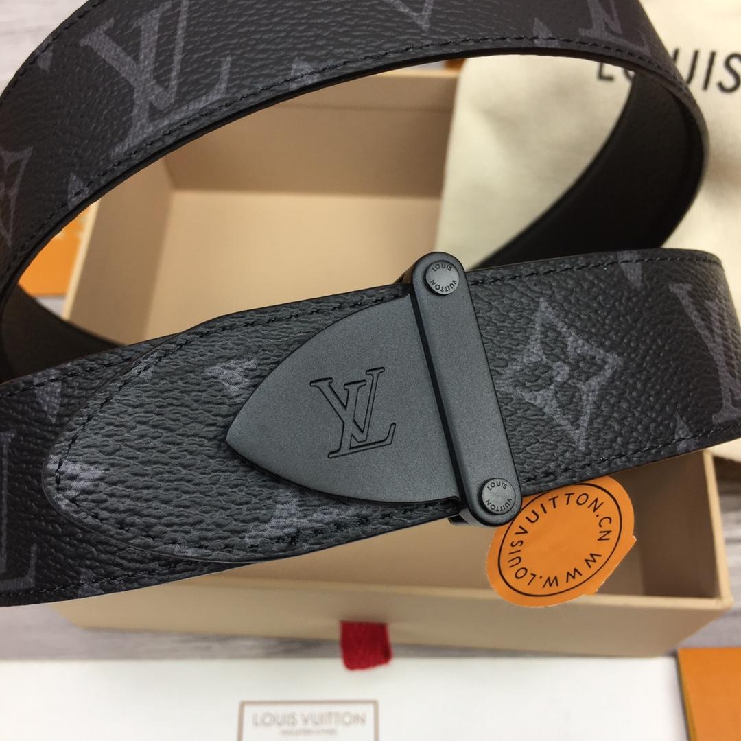 Louis Vuitton LV Trunk 35mm Reversible Belt - DopestKickz