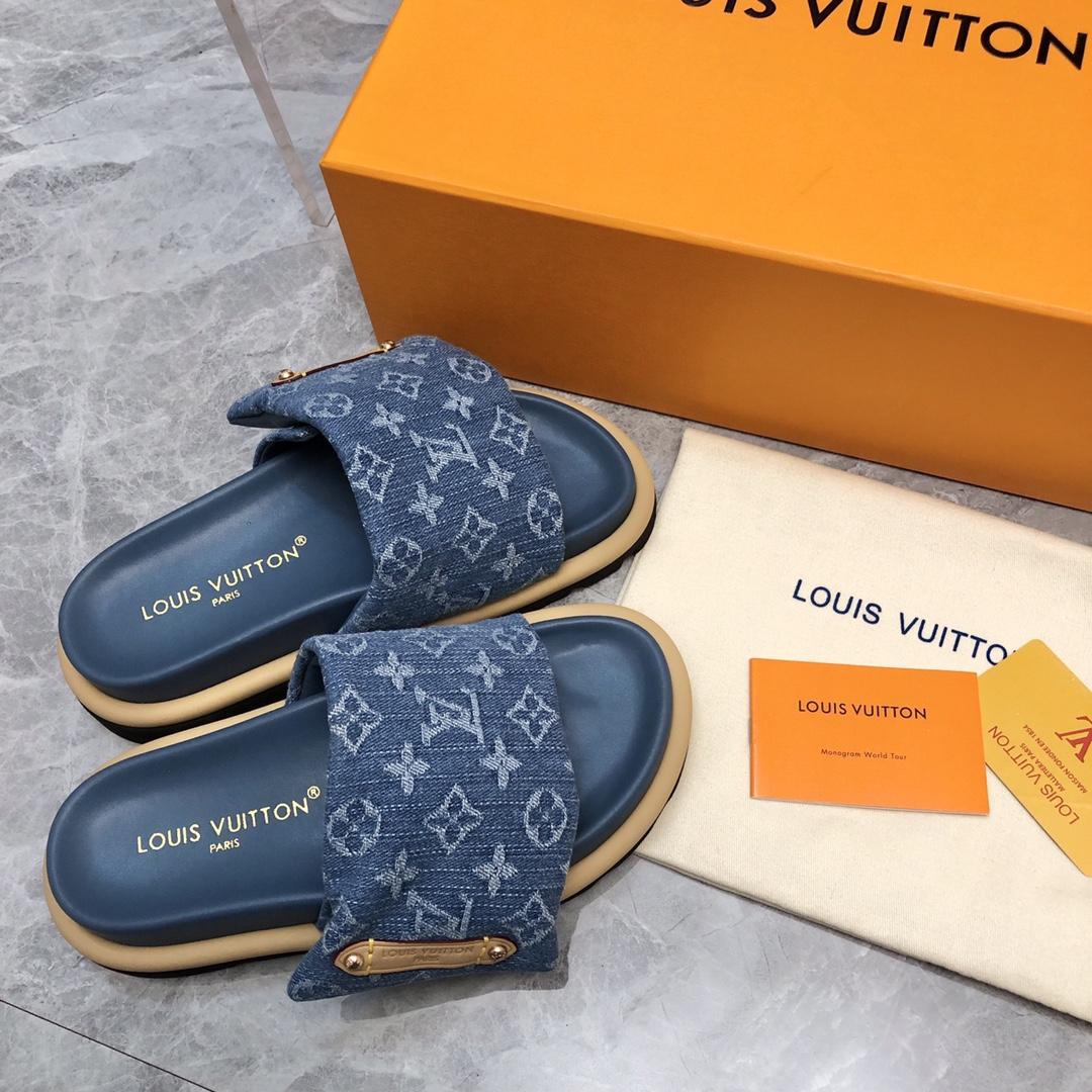 Louis Vuitton Pool Pillow Flat Comfort Mule     1ACJVH - DopestKickz