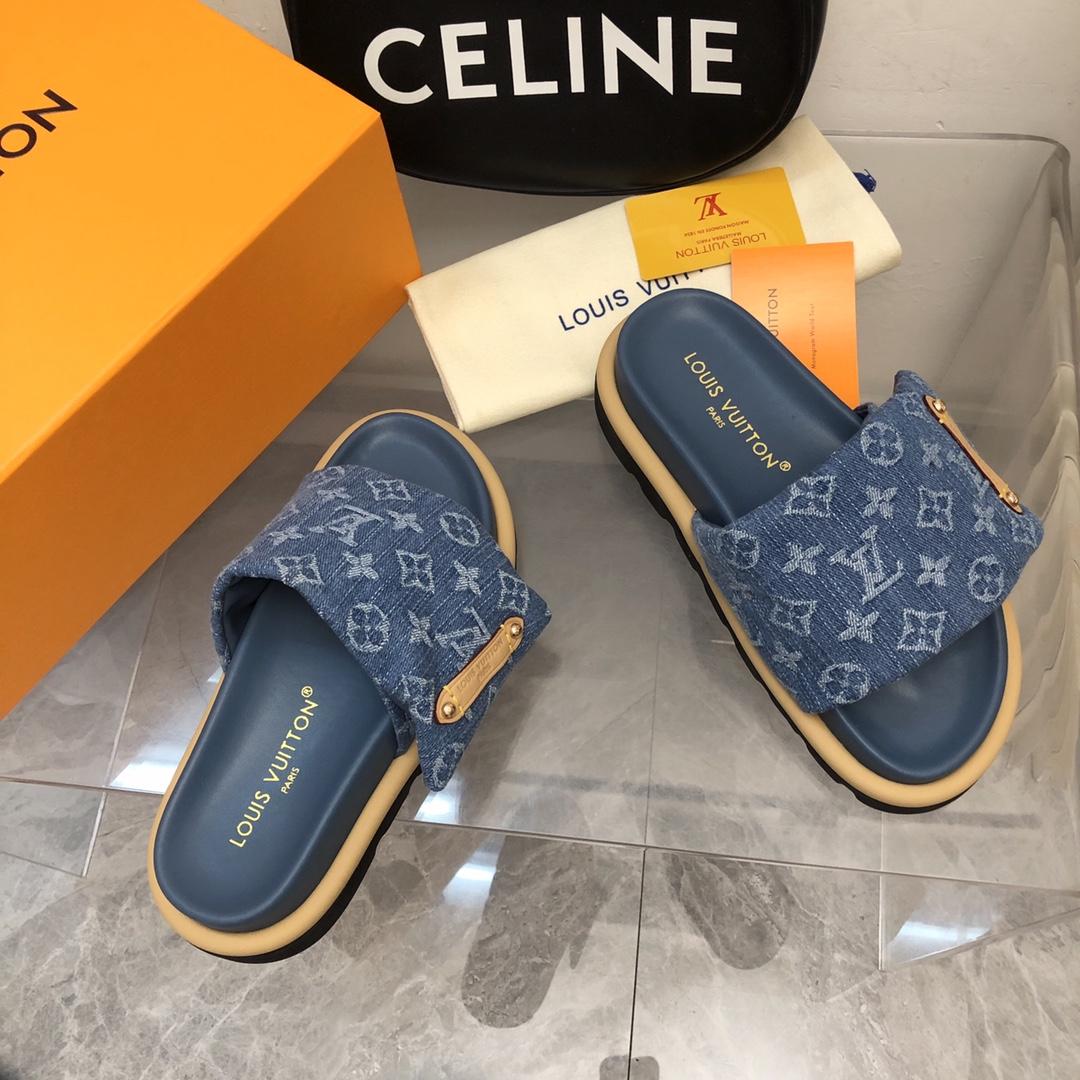 Louis Vuitton Pool Pillow Flat Comfort Mule     1ACJVH - DopestKickz