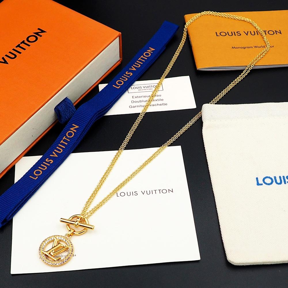 Louis Vuitton Louise Tresor Necklace   M01512 - DopestKickz