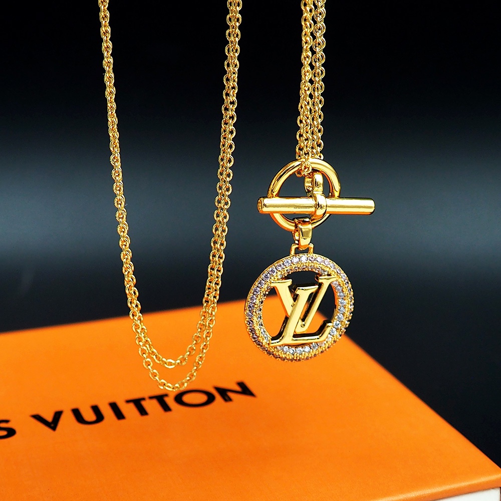 Louis Vuitton Louise Tresor Necklace   M01512 - DopestKickz