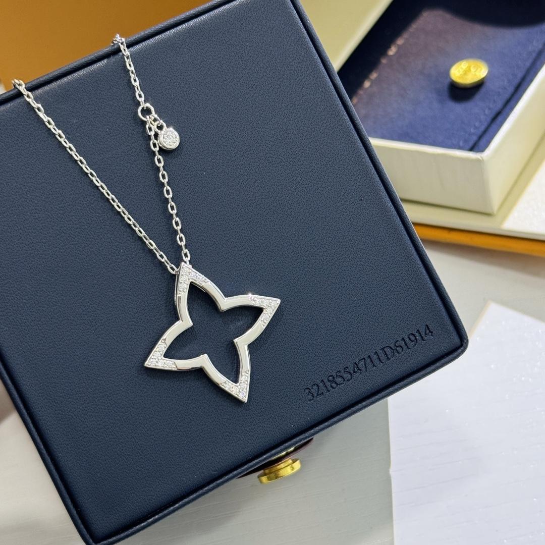 Louis Vuitton Ombre Blossom Pendant - DopestKickz