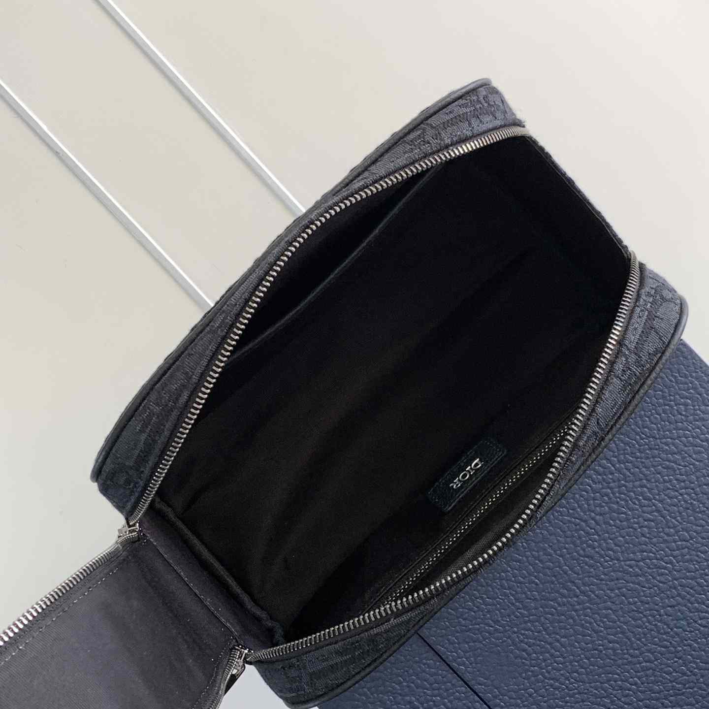 Dior Toiletry Bag - DopestKickz