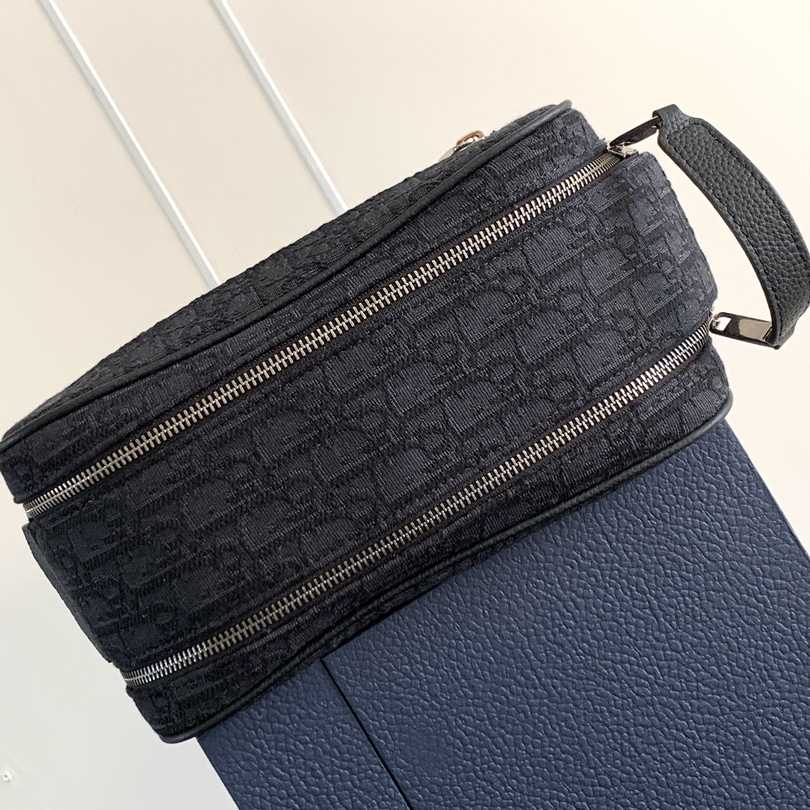 Dior Toiletry Bag - DopestKickz