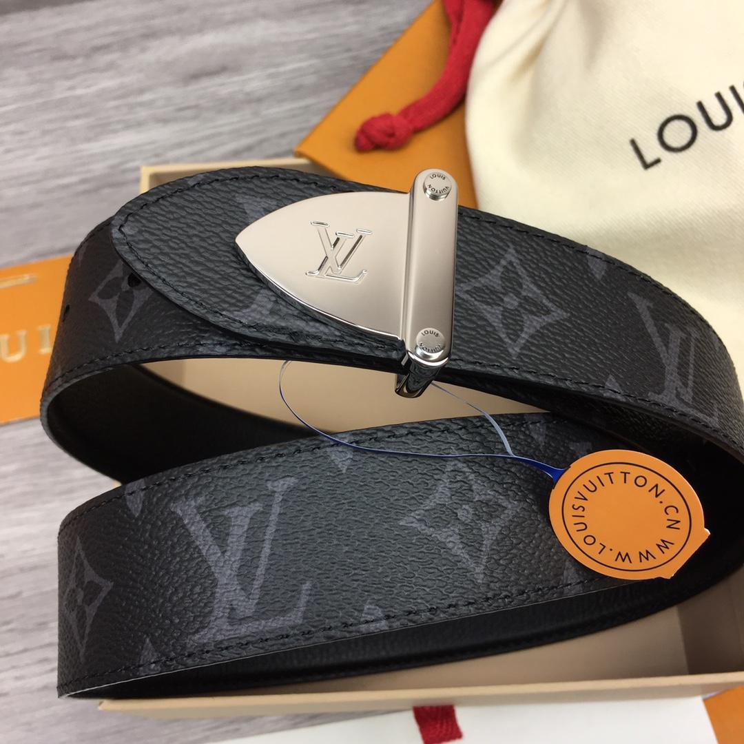 Louis Vuitton LV Trunk 35mm Reversible Belt - DopestKickz