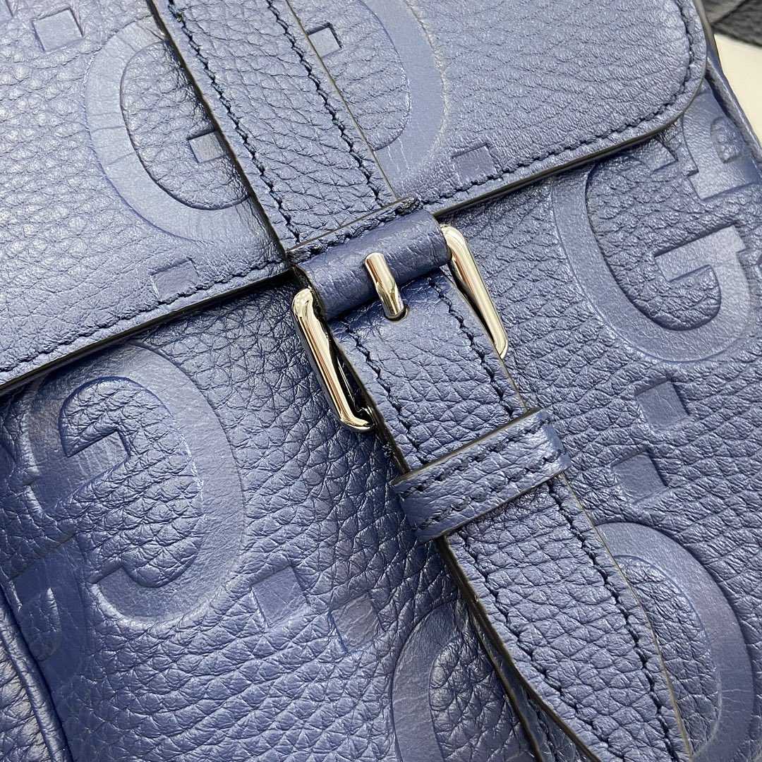 Gucci Jumbo GG Small Messenger Bag   - DopestKickz