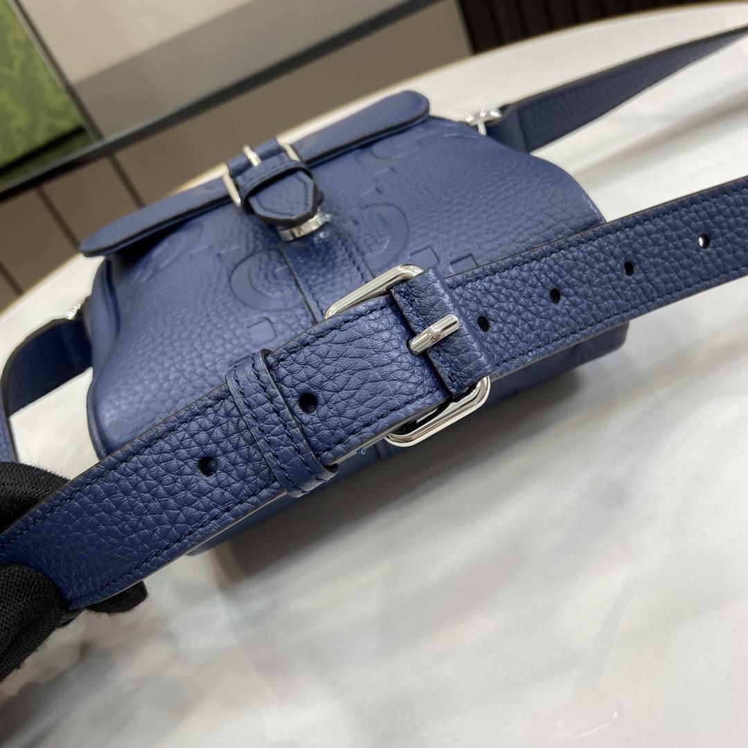 Gucci Jumbo GG Small Messenger Bag   - DopestKickz