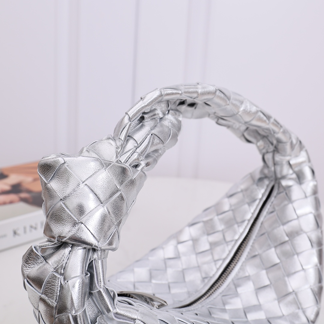 Bottega Veneta Teen Jodie Bag  (36*21*13CM) - DopestKickz