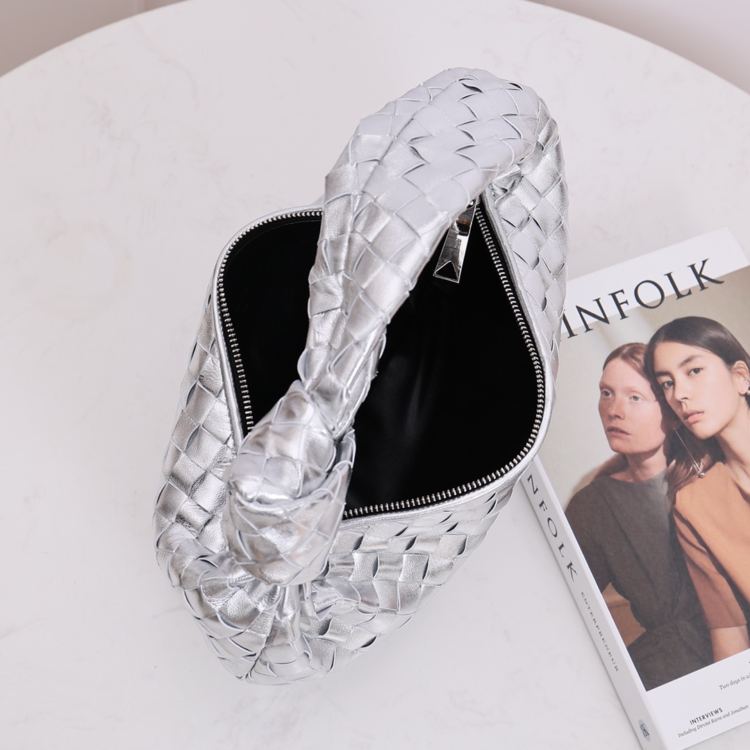 Bottega Veneta Teen Jodie Bag  (36*21*13CM) - DopestKickz