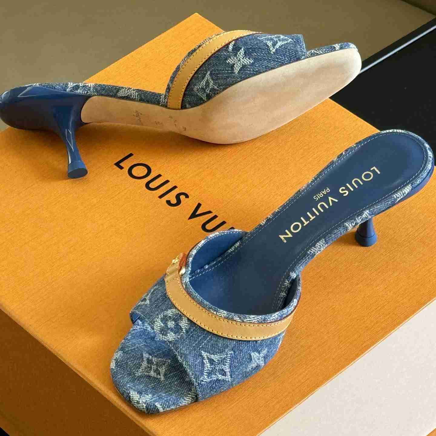 Louis Vuitton Neo Revival Mule   - DopestKickz