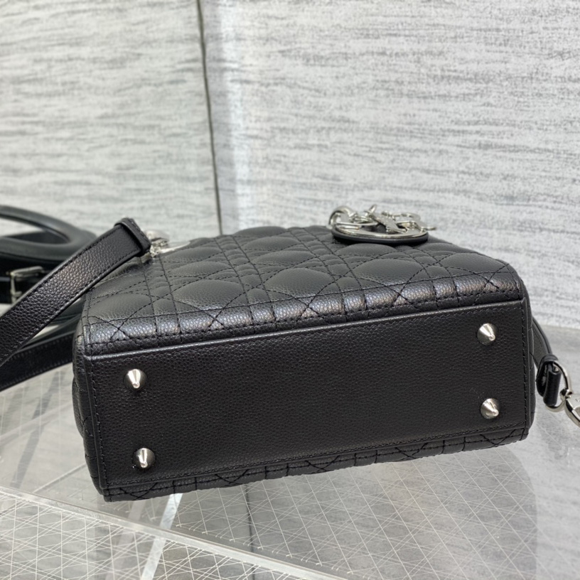 Dior Lady Dior Bag  20cm - DopestKickz