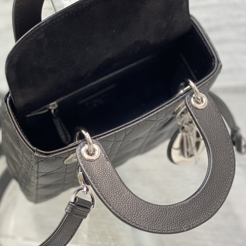 Dior Lady Dior Bag  20cm - DopestKickz