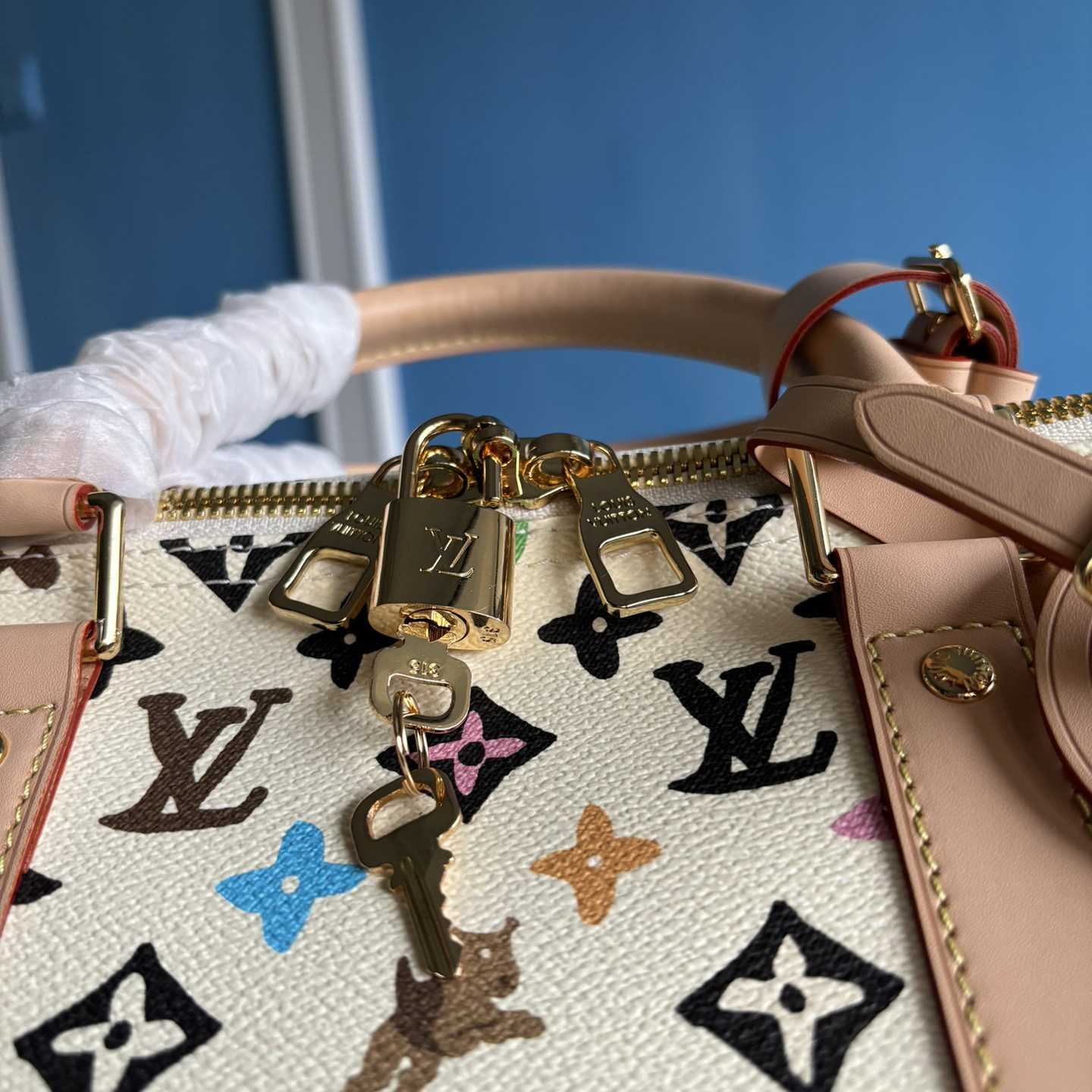 Louis Vuitton Keepall Bandoulière 45   M25233 - DopestKickz