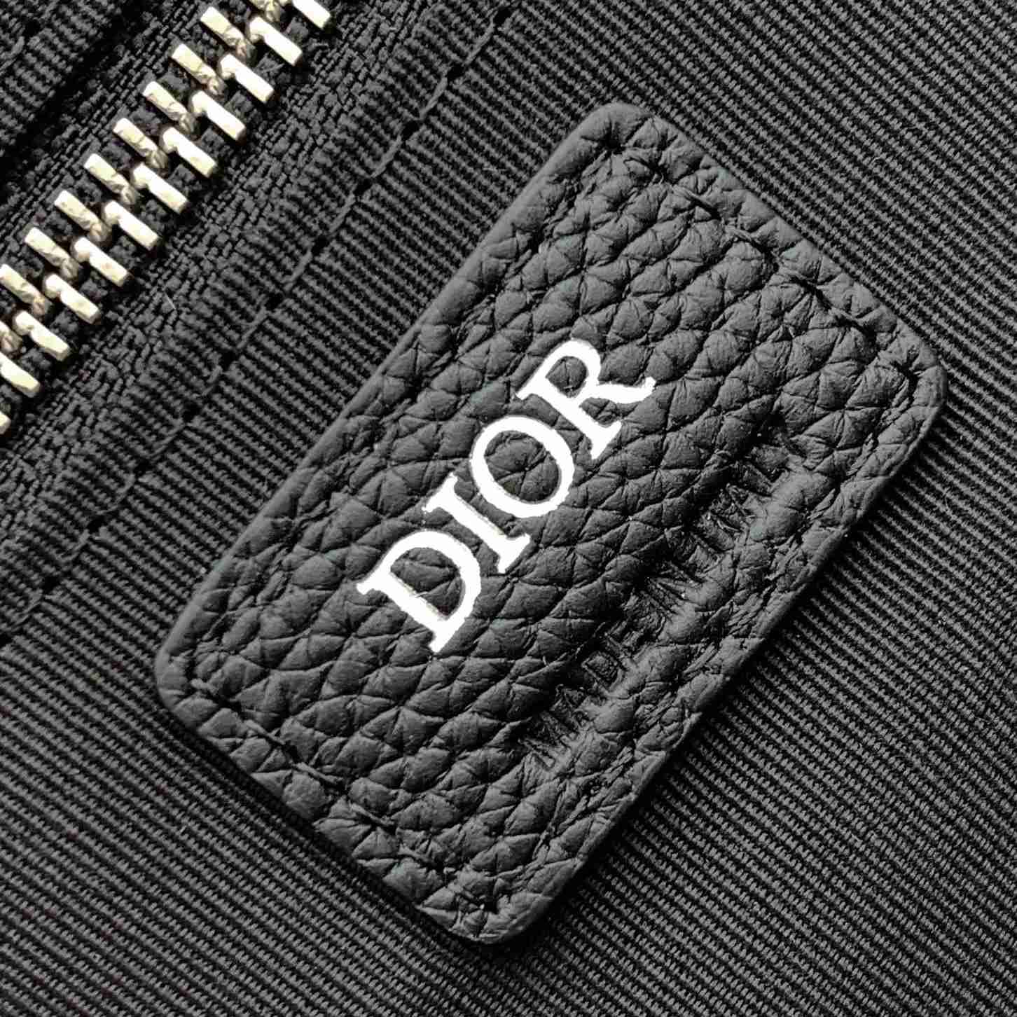 Dior Toiletry Bag - DopestKickz