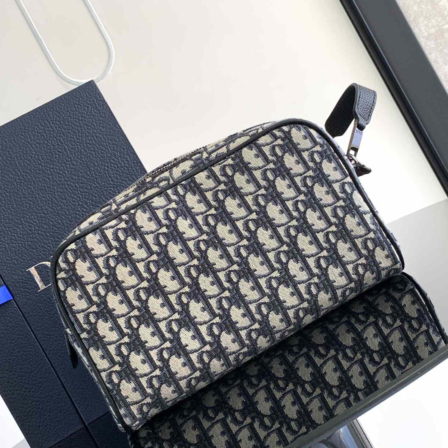 Dior Toiletry Bag - DopestKickz