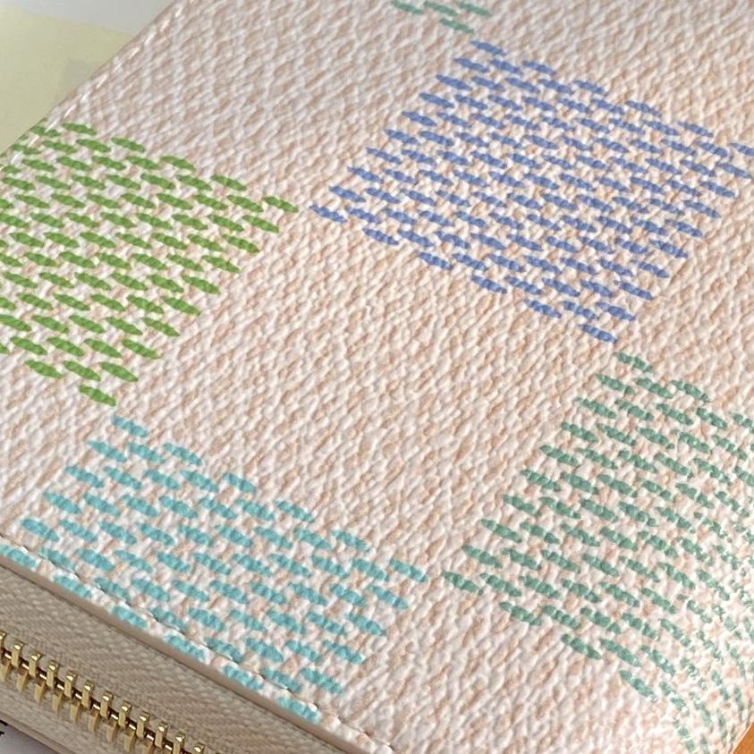 Louis Vuitton Zippy Wallet     N40748 - DopestKickz