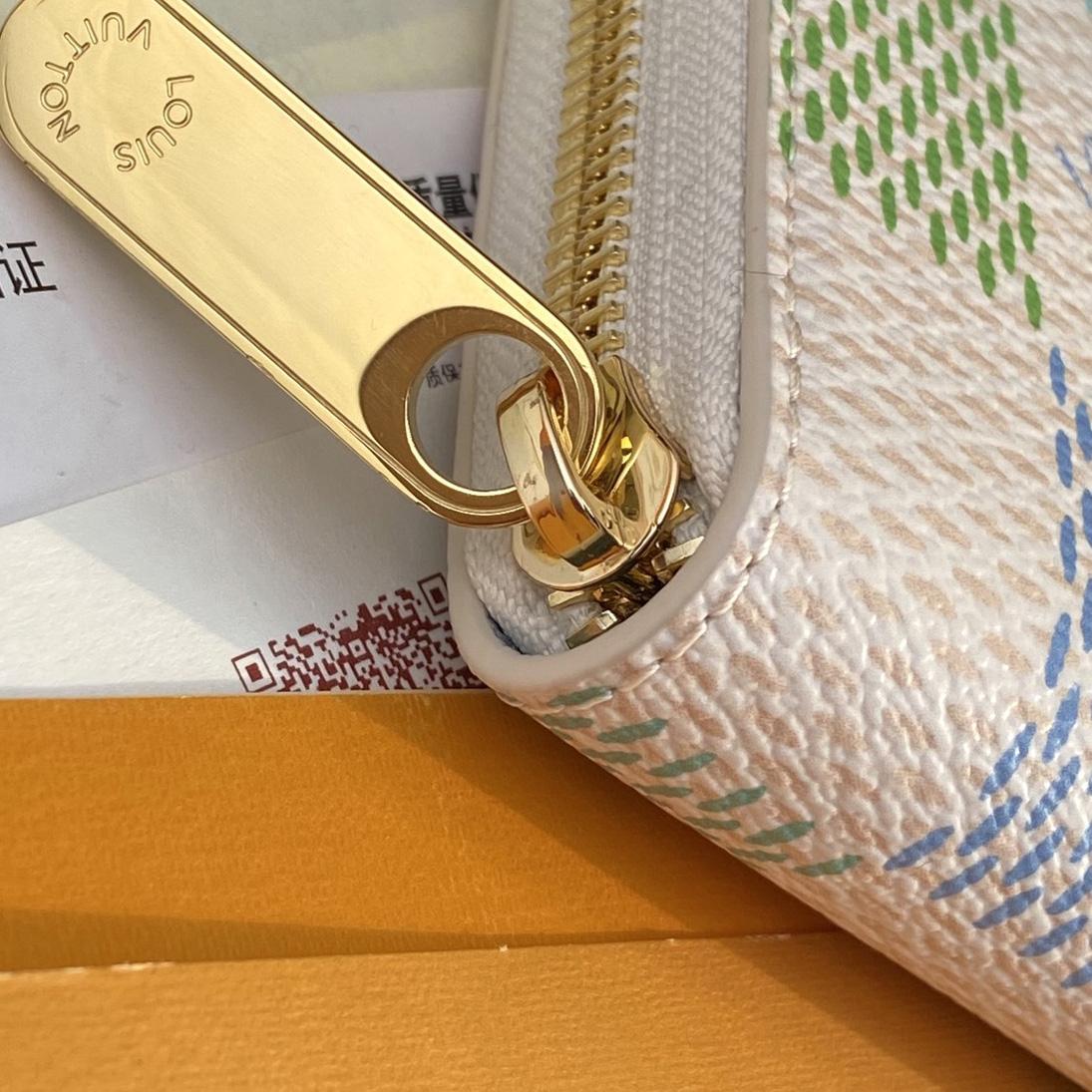Louis Vuitton Zippy Wallet     N40748 - DopestKickz