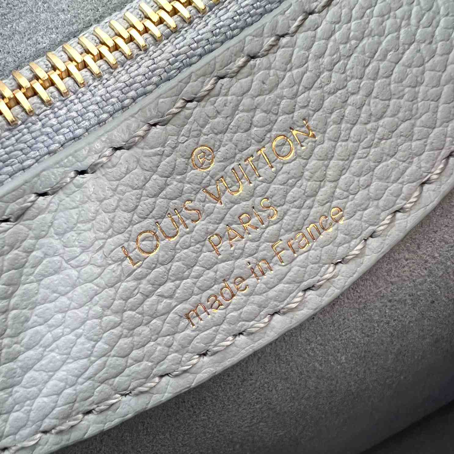 Louis Vuitton Diane    M46846 - DopestKickz